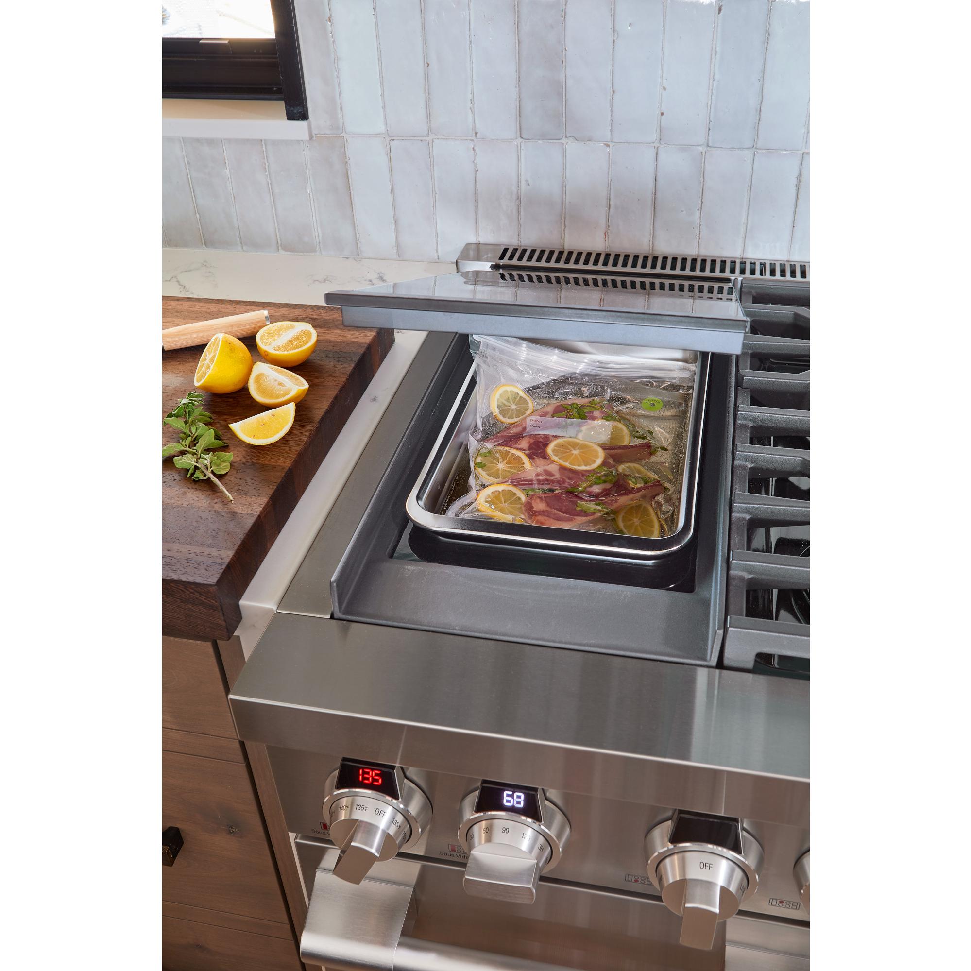 Signature Kitchen Suite 48-inch Freestanding Dual-Fuel Range with Sous Vide SKSDR480SIS IMAGE 15