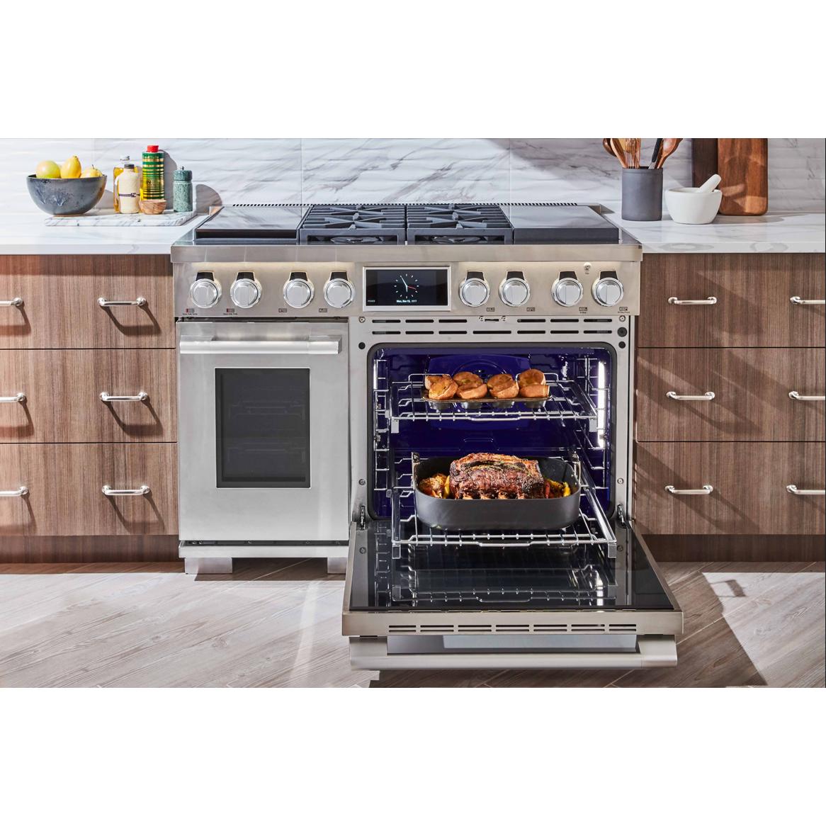Signature Kitchen Suite 48-inch Freestanding Dual-Fuel Range with Sous Vide SKSDR480SIS IMAGE 19