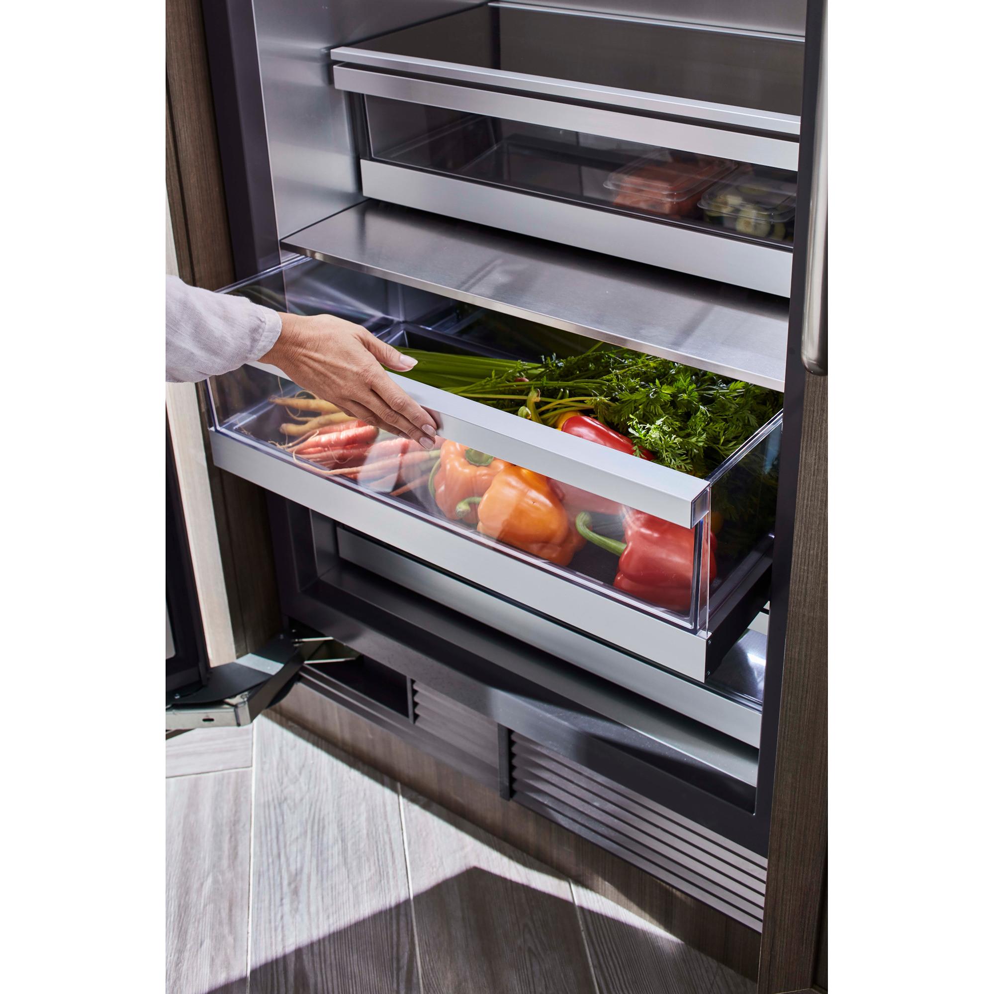 Signature Kitchen Suite 30-inch, 18 cu.ft. Built-in All-Refrigerator with Wi-Fi Connectivity SKSCR3001P IMAGE 11