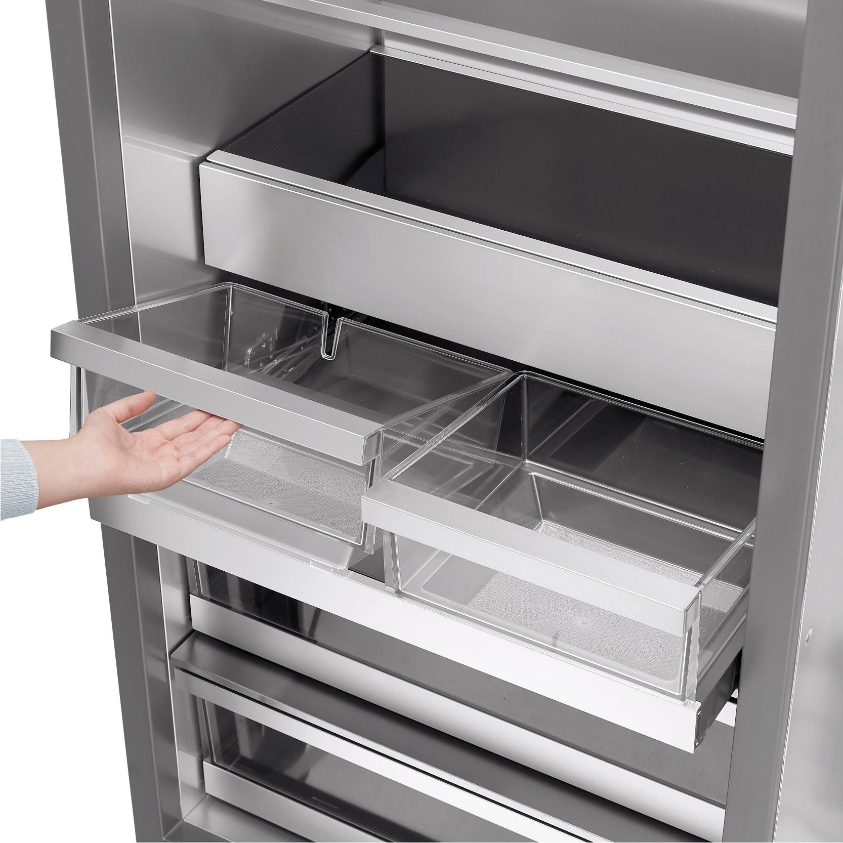Signature Kitchen Suite 17.8 cu.ft. Upright Freezer with SmartThinQ™ Control SKSCF3001P IMAGE 3