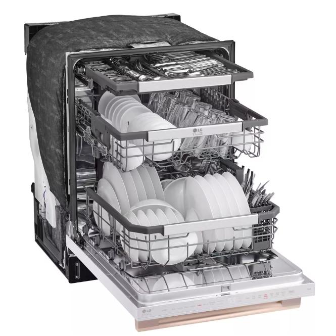 LG STUDIO Studio 24-inch Built-In Dishwasher with QuadWash® Pro SDWB24W3 IMAGE 2