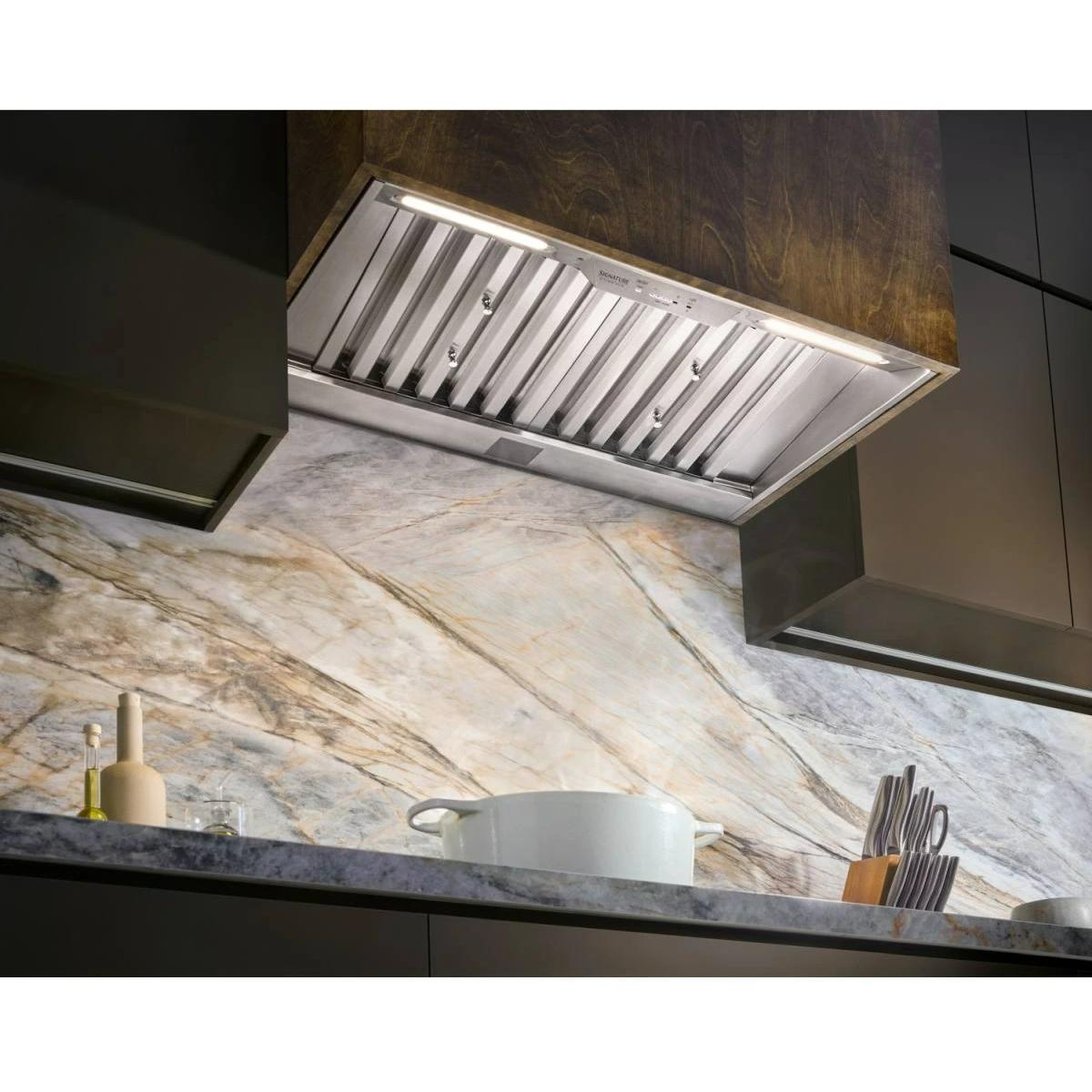 Signature Kitchen Suite 36-inch Insert Hood SKSHI3601S IMAGE 5