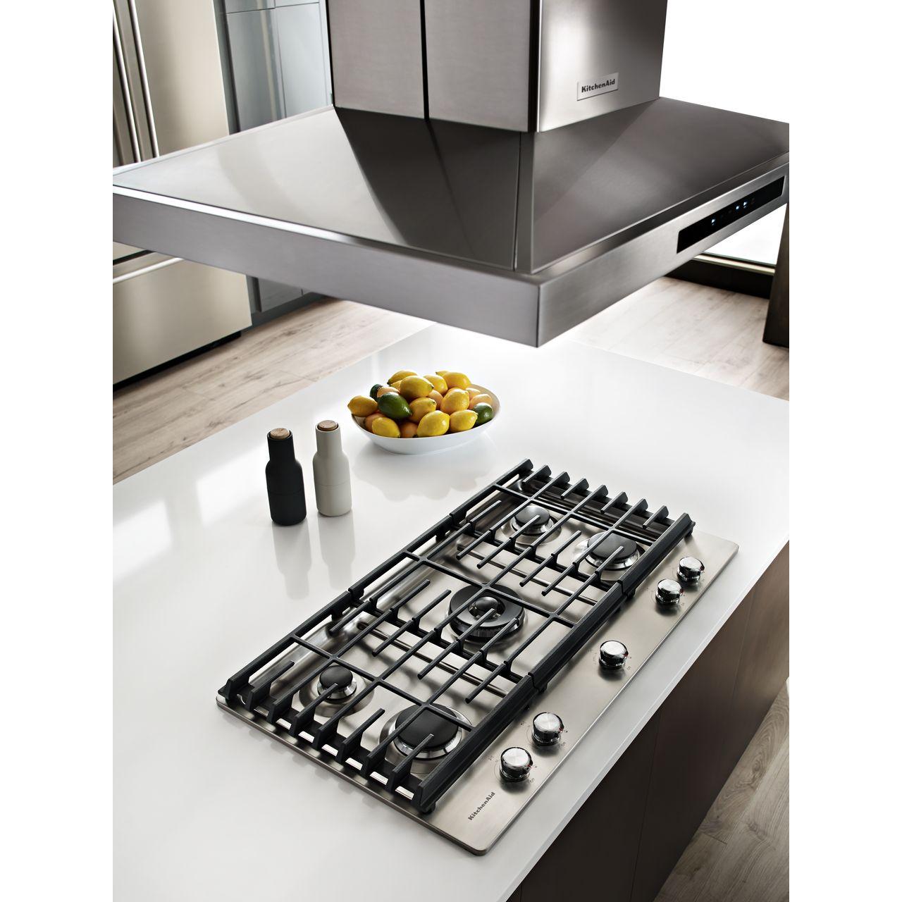  KitchenAid 36-inch Built-in Gas Cooktop with Even-Heat™ Burner KCGS556ESS IMAGE 9