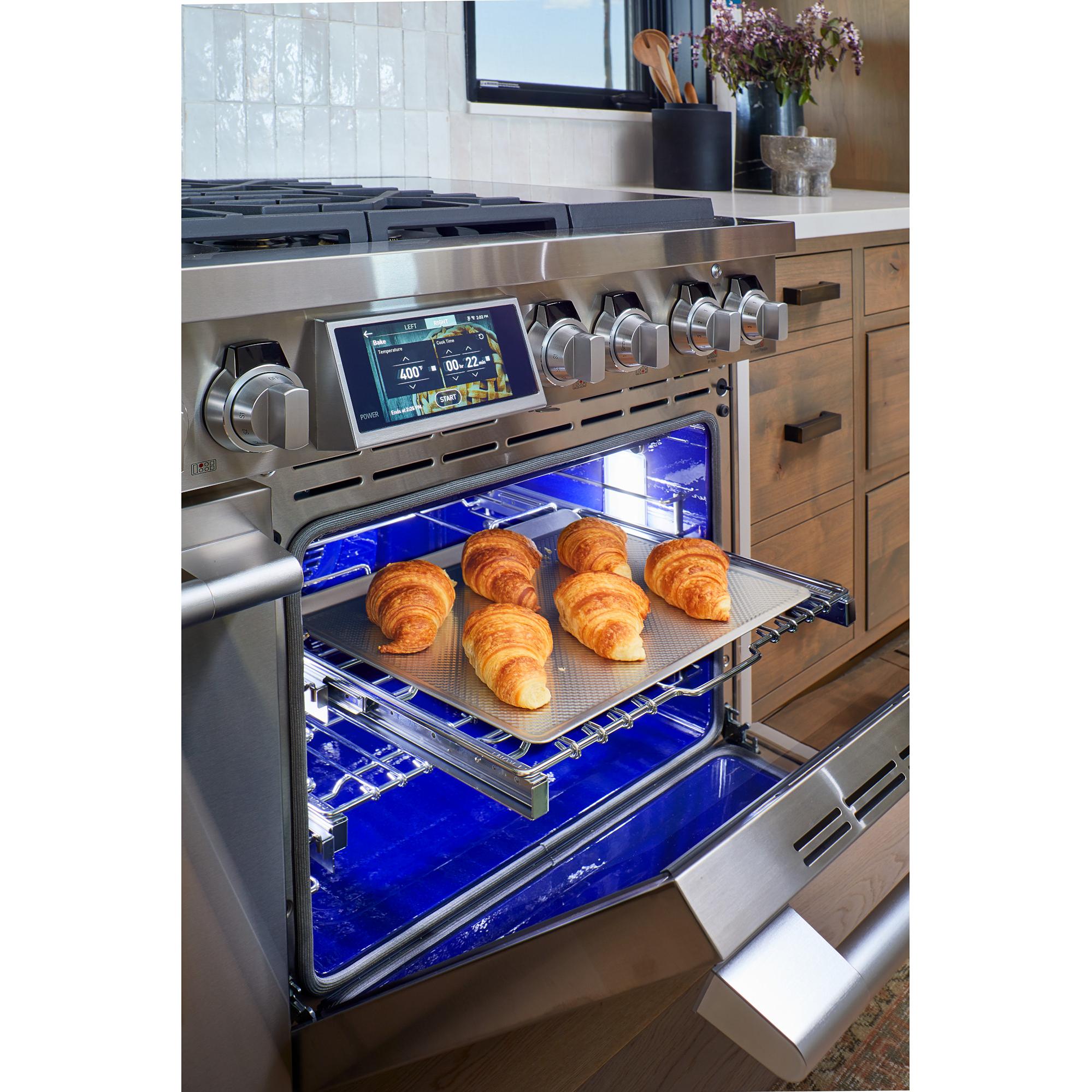  Signature Kitchen Suite 48-inch Freestanding Dual-Fuel Range with Sous Vide SKSDR480SIS IMAGE 16