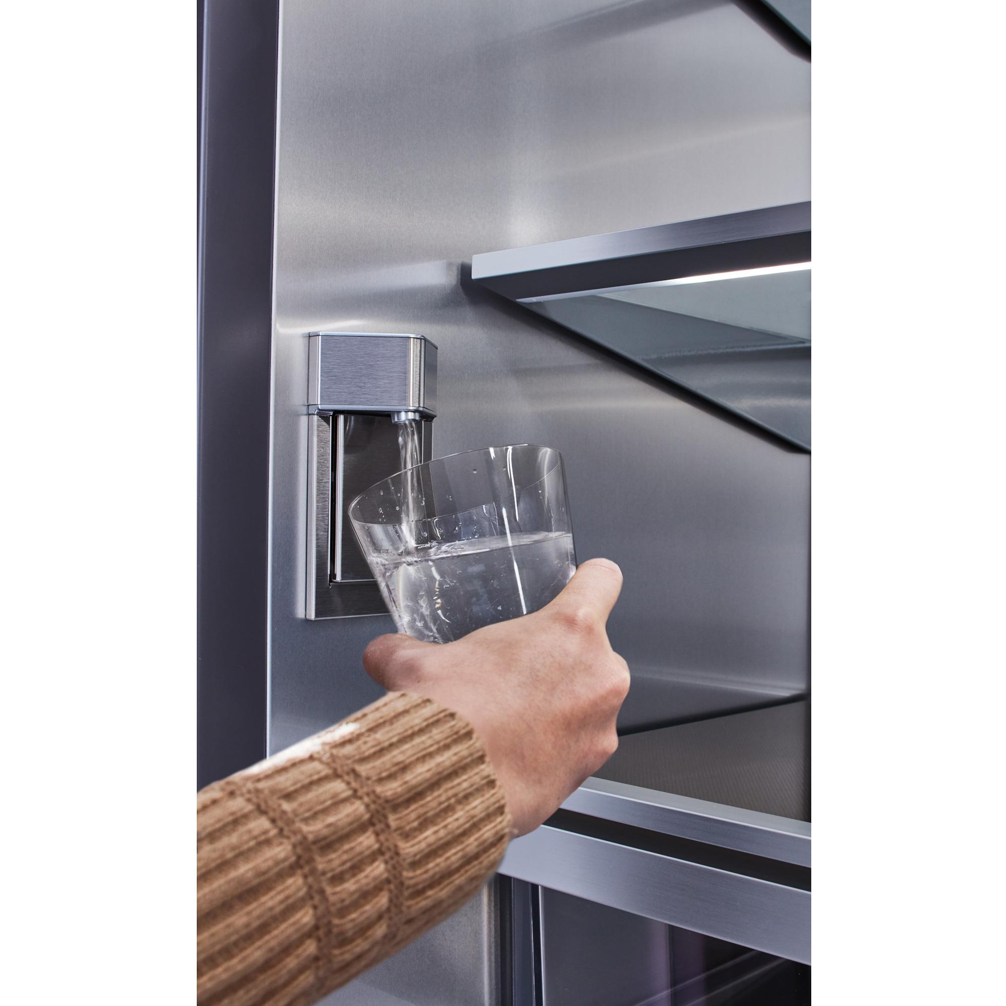  Signature Kitchen Suite 36-inch, 19.3 cu.ft. Built-in French 4-Door Refrigerator with Internal Water Dispenser SKSFD3604P IMAGE 3