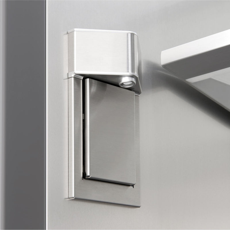  Signature Kitchen Suite 30-inch, 18 cu.ft. Built-in All-Refrigerator with Wi-Fi Connectivity SKSCR3001P IMAGE 6