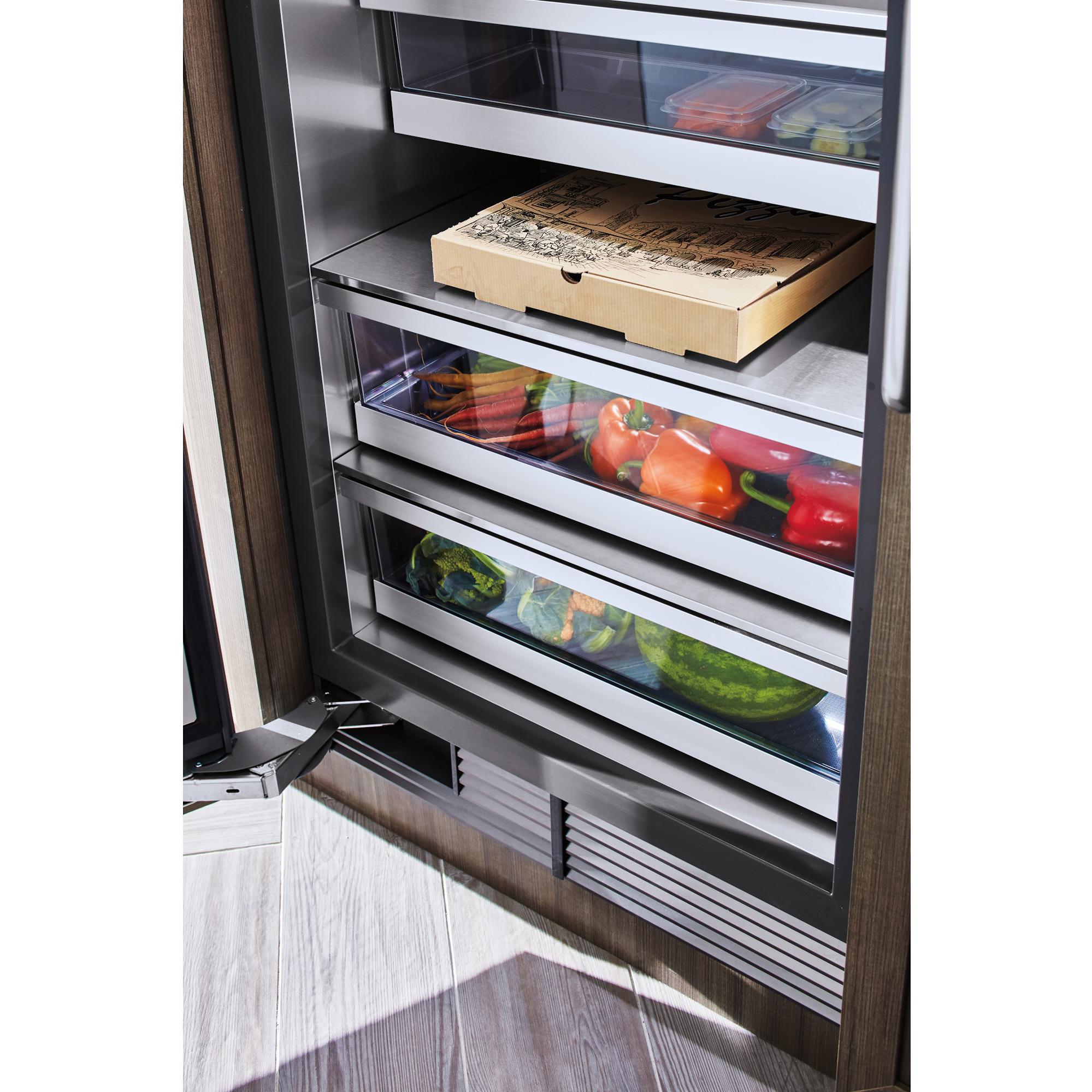  Signature Kitchen Suite 30-inch, 18 cu.ft. Built-in All-Refrigerator with Wi-Fi Connectivity SKSCR3001P IMAGE 9