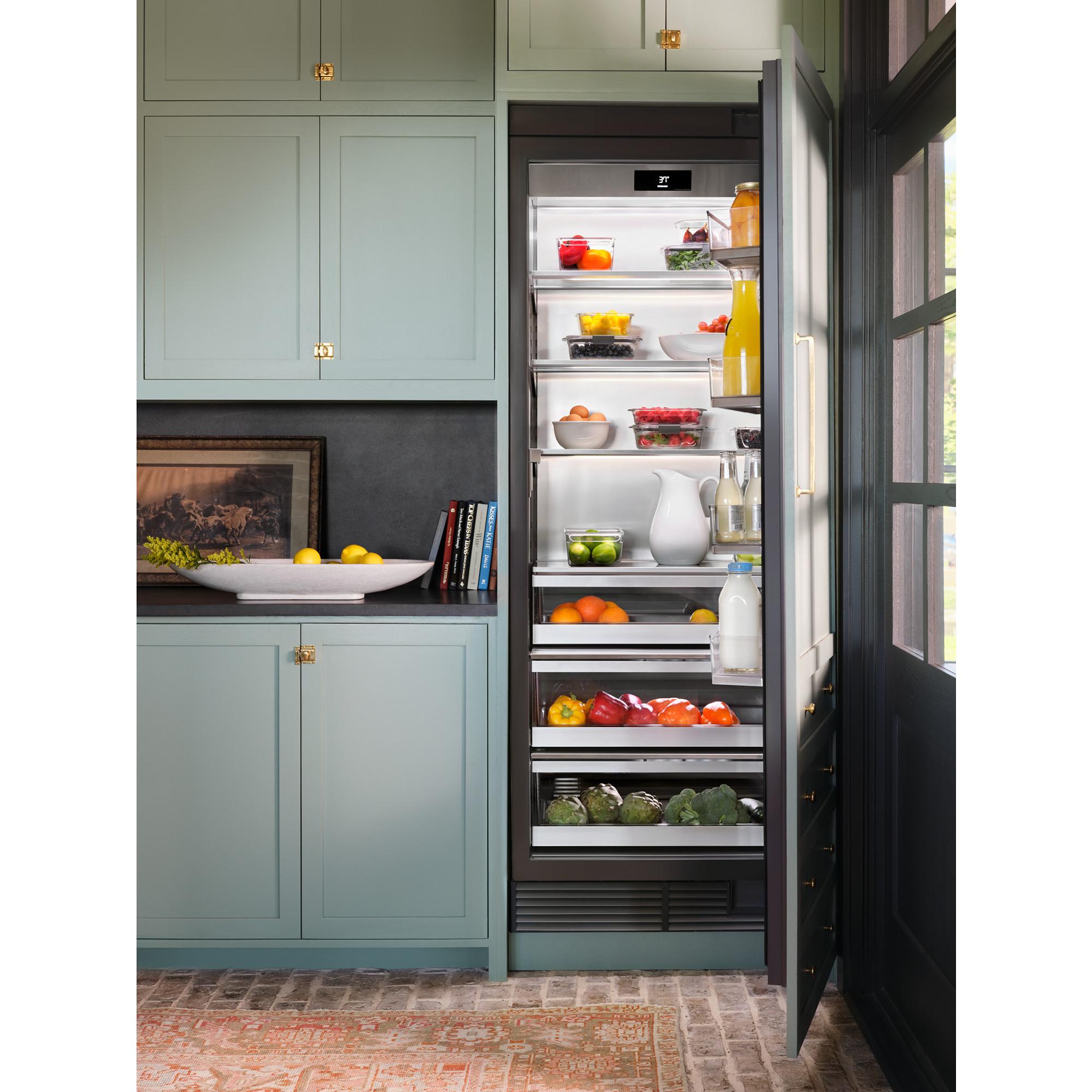  Signature Kitchen Suite 17.8 cu.ft. Upright Freezer with SmartThinQ™ Control SKSCF3001P IMAGE 4