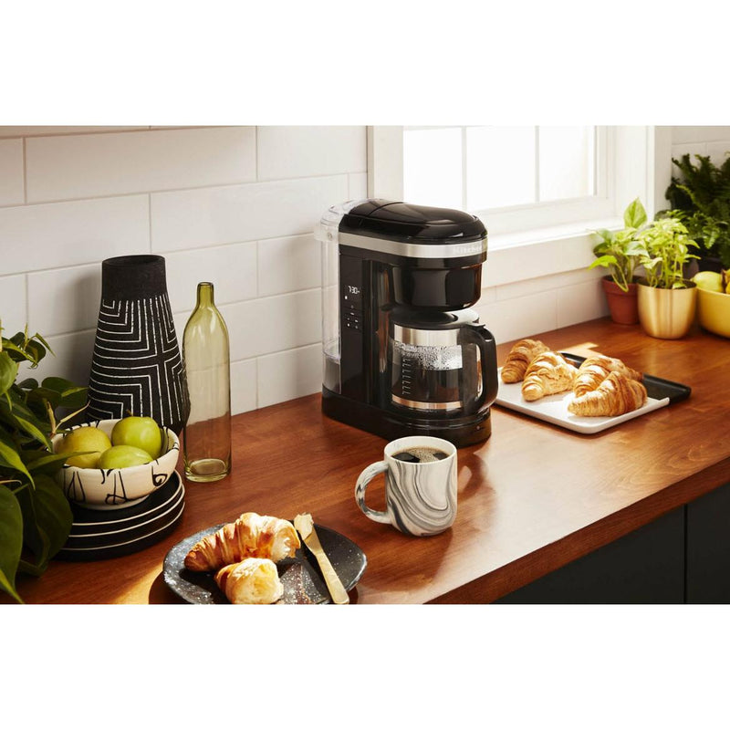  KitchenAid 12 Cup Drip Coffee Maker with Spiral Showerhead KCM1208OB IMAGE 2