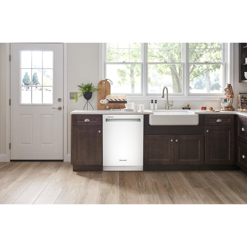  KitchenAid 24-inch Built-in Dishwasher with ProWash™ Cycle KDTE204KWH IMAGE 16