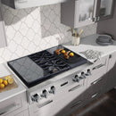  Signature Kitchen Suite 36-inch Dual Fuel Built-in Rangetop with Induction Technology SKSRT360SIS IMAGE 3