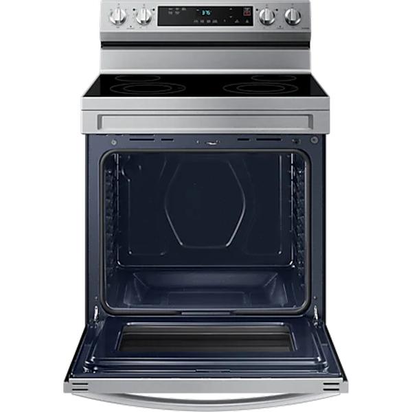  Samsung 30-inch Freestanding Electric Range with WI-FI Connect NE63A6111SS/AC IMAGE 3
