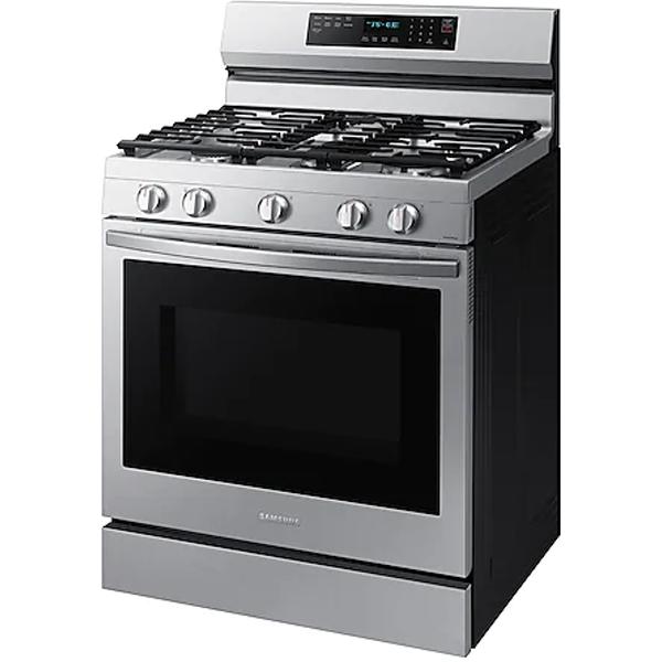  Samsung 30-inch Freestanding Gas Range with WI-FI Connect NX60A6711SS/AA IMAGE 3