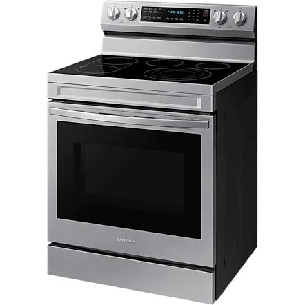  Samsung 30-inch Freestanding Electric Range with WI-FI Connect NE63A6711SS/AC IMAGE 3