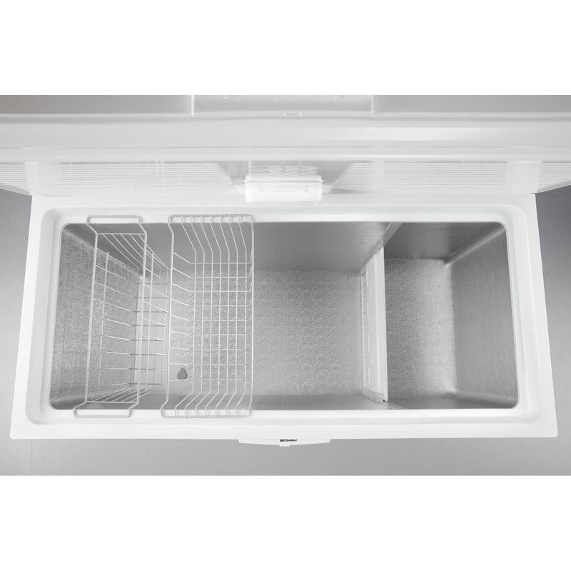  Maytag 16 cu. ft. Chest Freezer MZC5216LW IMAGE 2