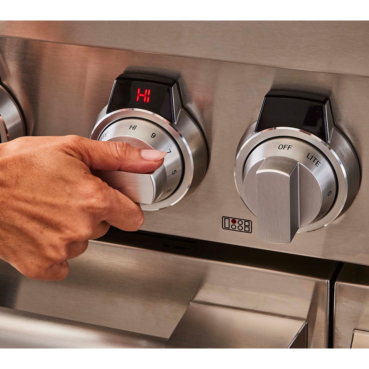  Signature Kitchen Suite 36-inch Built-in Gas Rangetop SKSRT360S IMAGE 3