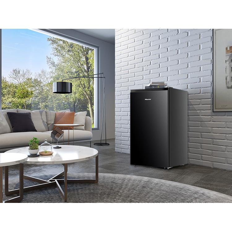  Hisense 18.7-inch, 3.3 cu. ft. Compact Refrigerator RC33C1GBE IMAGE 5