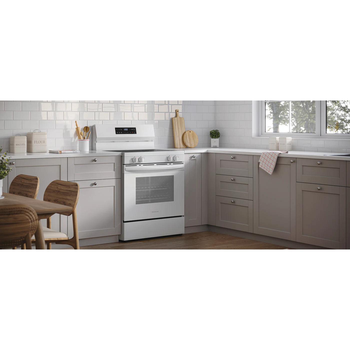  Frigidaire 30-inch Freestanding Electric Range with Even Baking Technology FCRE306CAW IMAGE 8