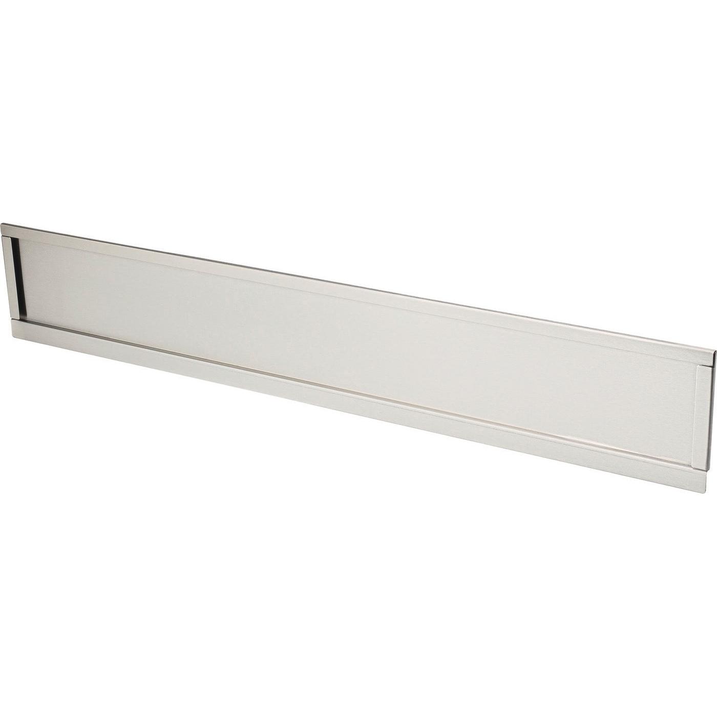  Frigidaire 30-inch Front Control Freestanding Range Universal Backguard 11NBBKGDSS IMAGE 2