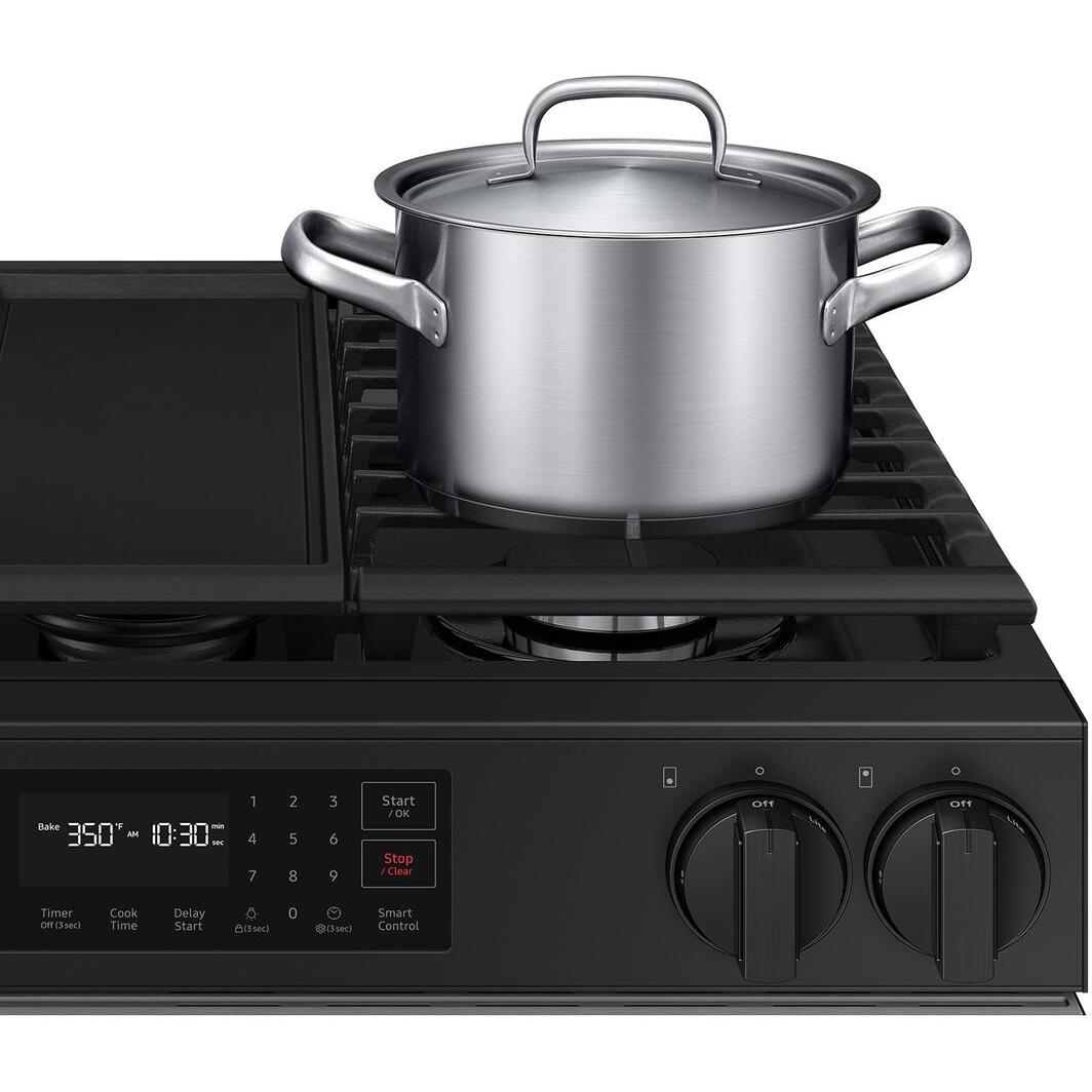  Samsung 6.0 cu. ft. Bespoke Smart Slide-In Gas Range NSG6DG8300SR/AA IMAGE 6