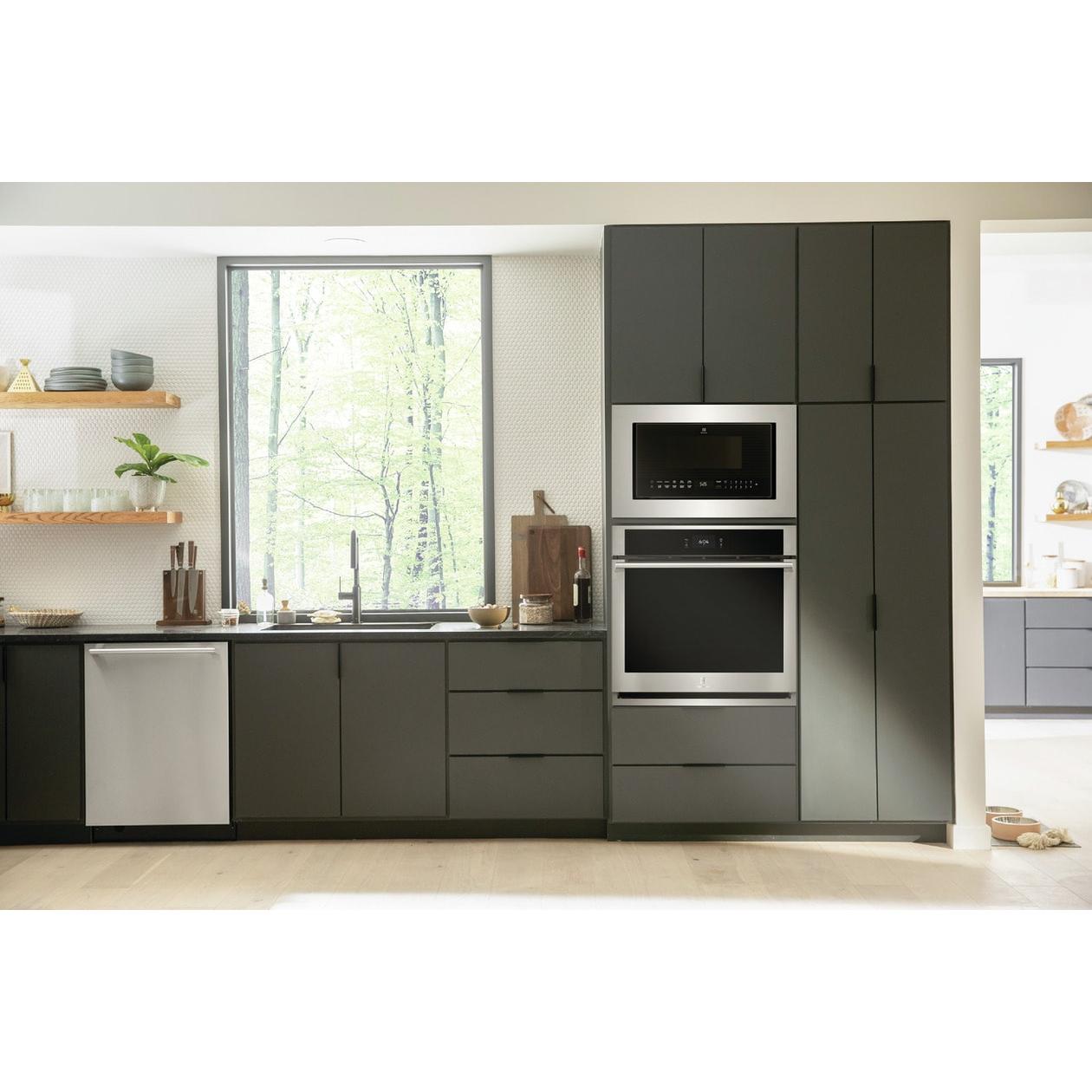  Electrolux 30-inch Built-In Microwave Oven EMBS2411BB IMAGE 6