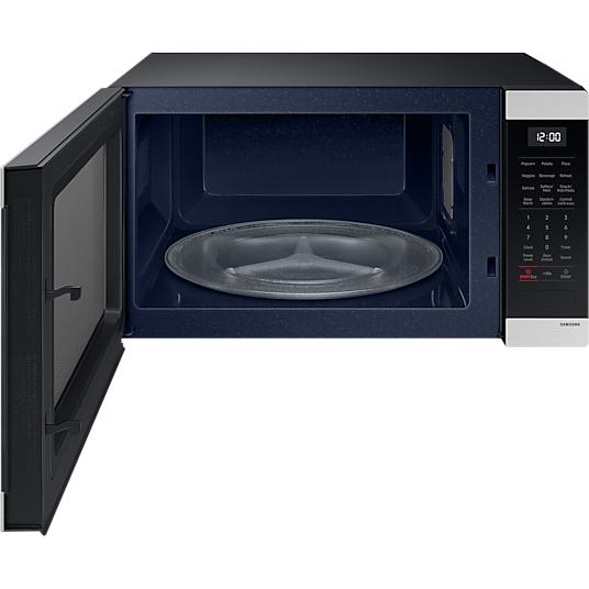  Samsung 24-inch, 1.9 cu. ft. Countertop Microwave MS19DG8500SRAC IMAGE 3