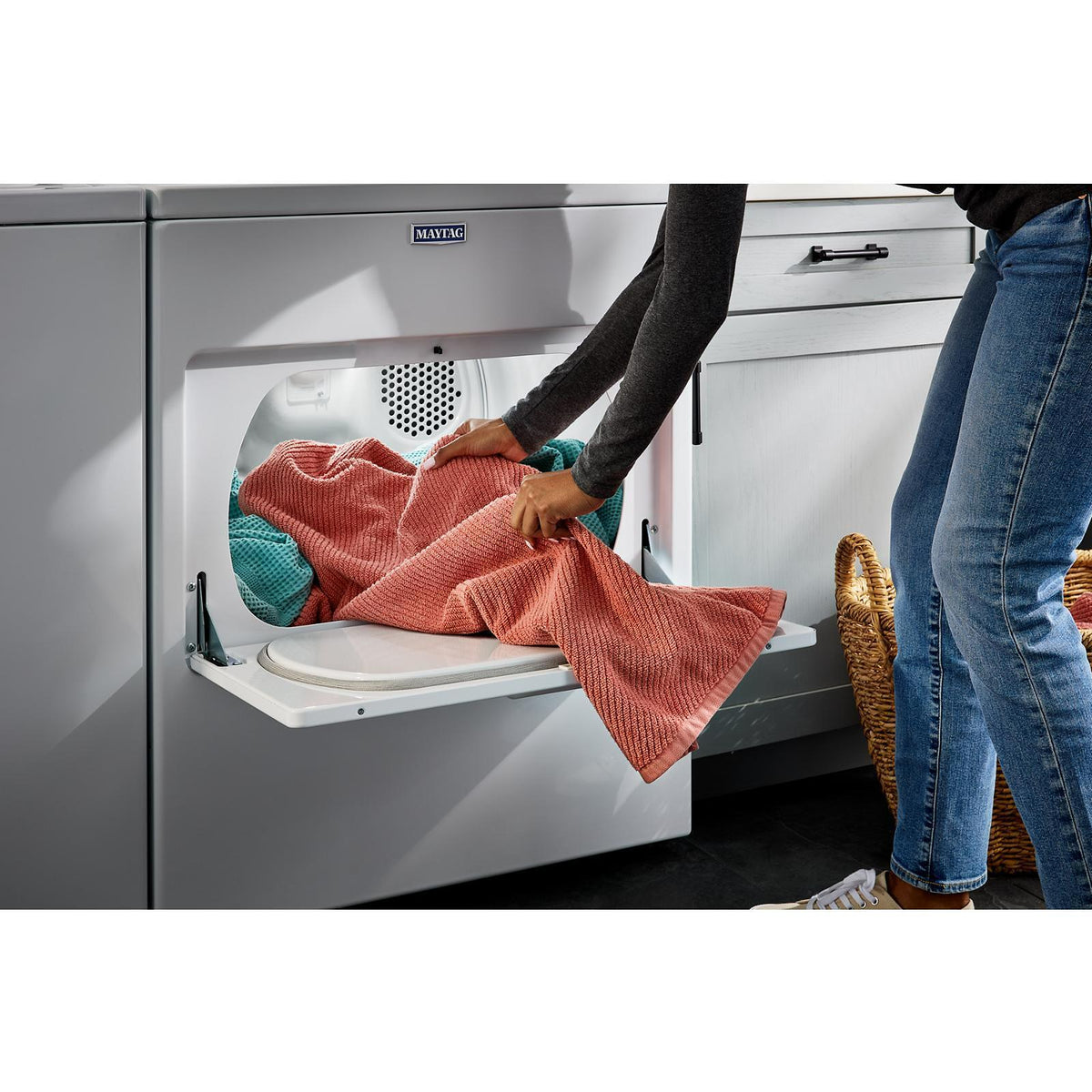  Maytag 7.0 cu. ft. Top Load Electric Dryer with Wrinkle Prevent YMED4005SW IMAGE 10