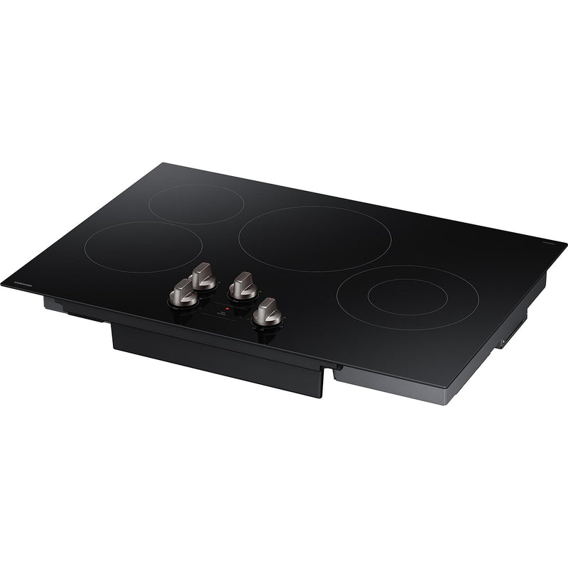  Samsung 30-inch Built-in Electric Cooktop with Knob Controls NZ30FG5332RKAA IMAGE 3