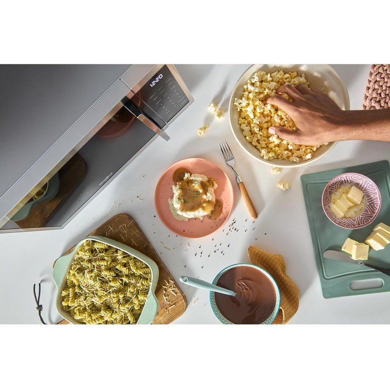  Whirlpool 0.9 cu. ft. Countertop Microwave Oven WMCS3019RS IMAGE 7