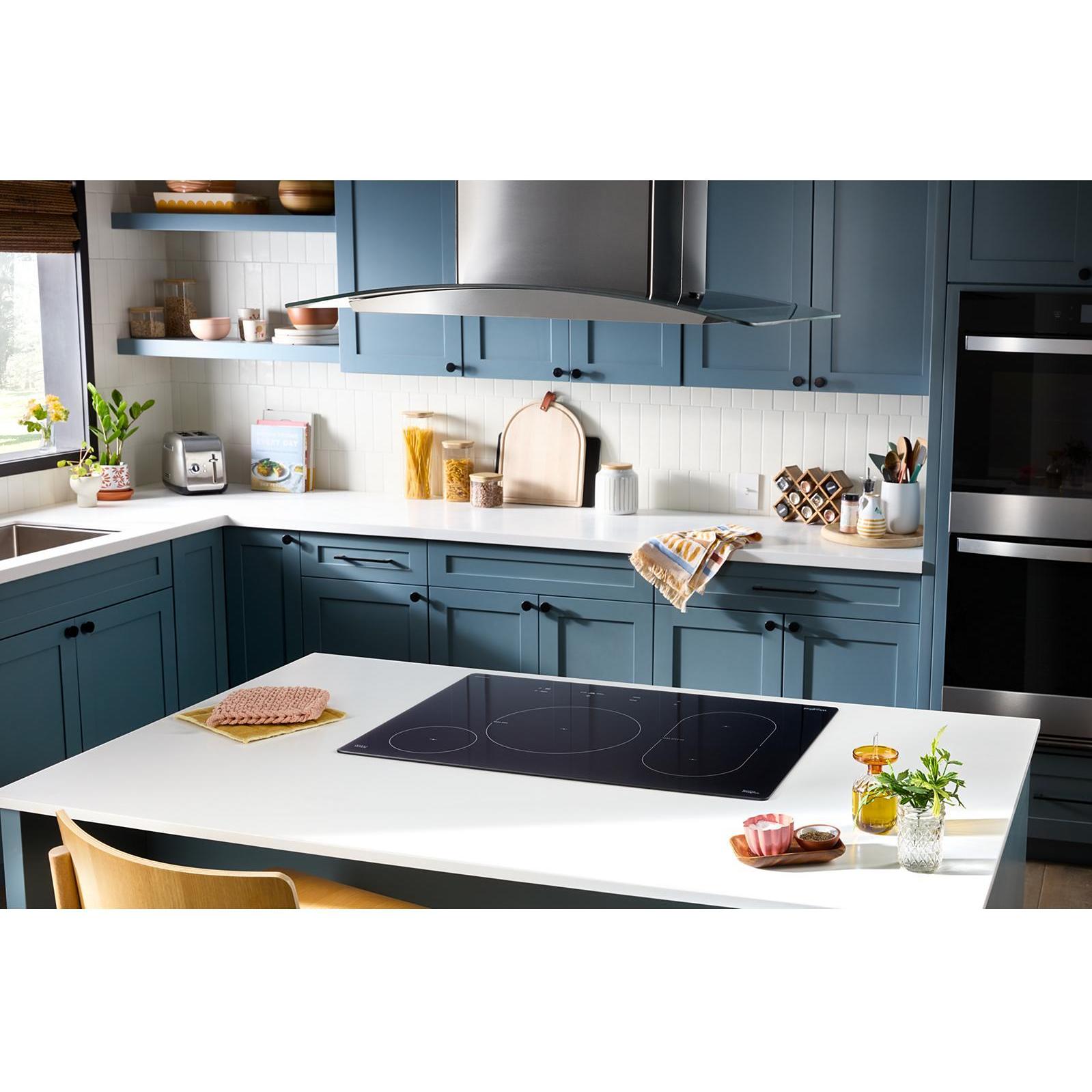  Whirlpool 30-inch Intelligent Induction Cooktop with Temp Cook™ Technology WCIT7030SS IMAGE 13
