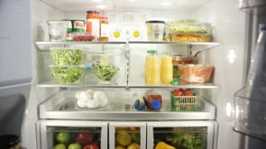  Whirlpool 24-inch, 12.9 cu.ft. Freestanding Bottom Freezer Refrigerator with Flexi-Slide™ Bins WRB533CZJW EXTERNAL_VIDEO 1